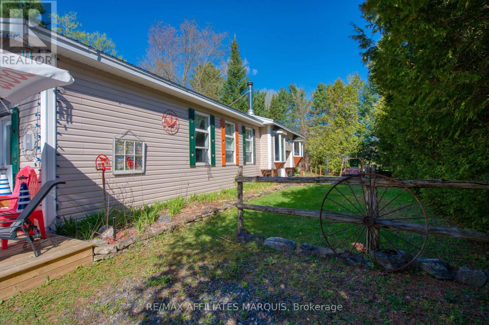 641 HARPER ROAD - 16