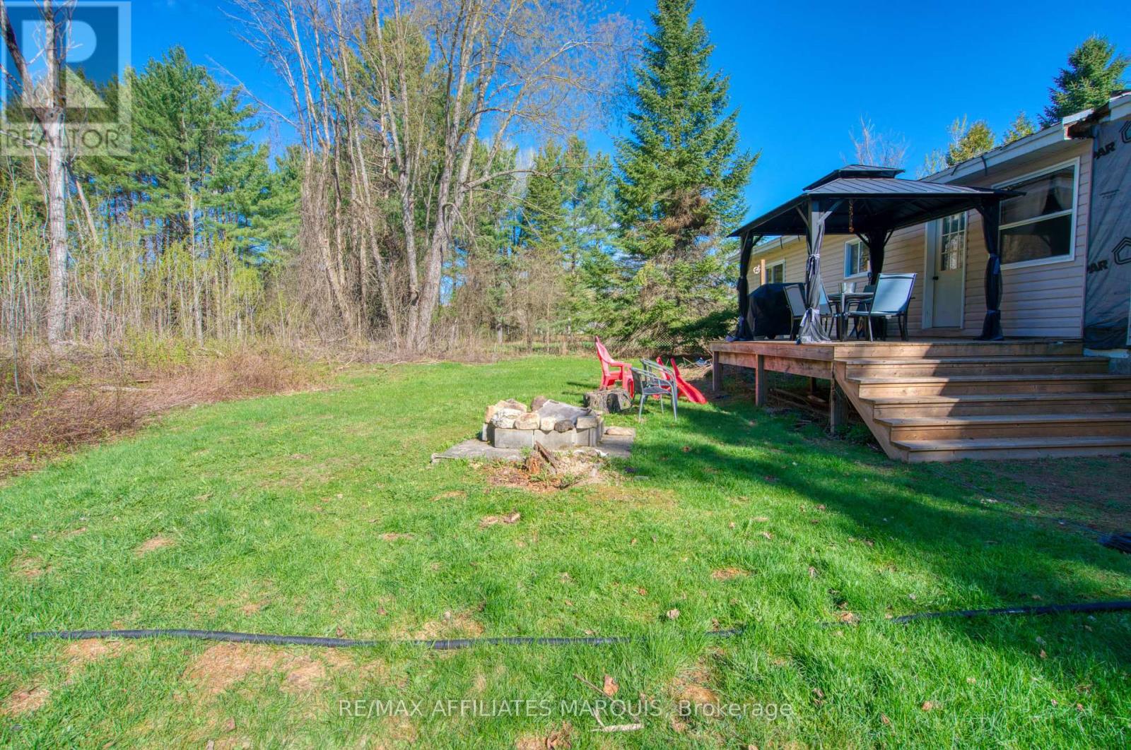641 HARPER ROAD - 18