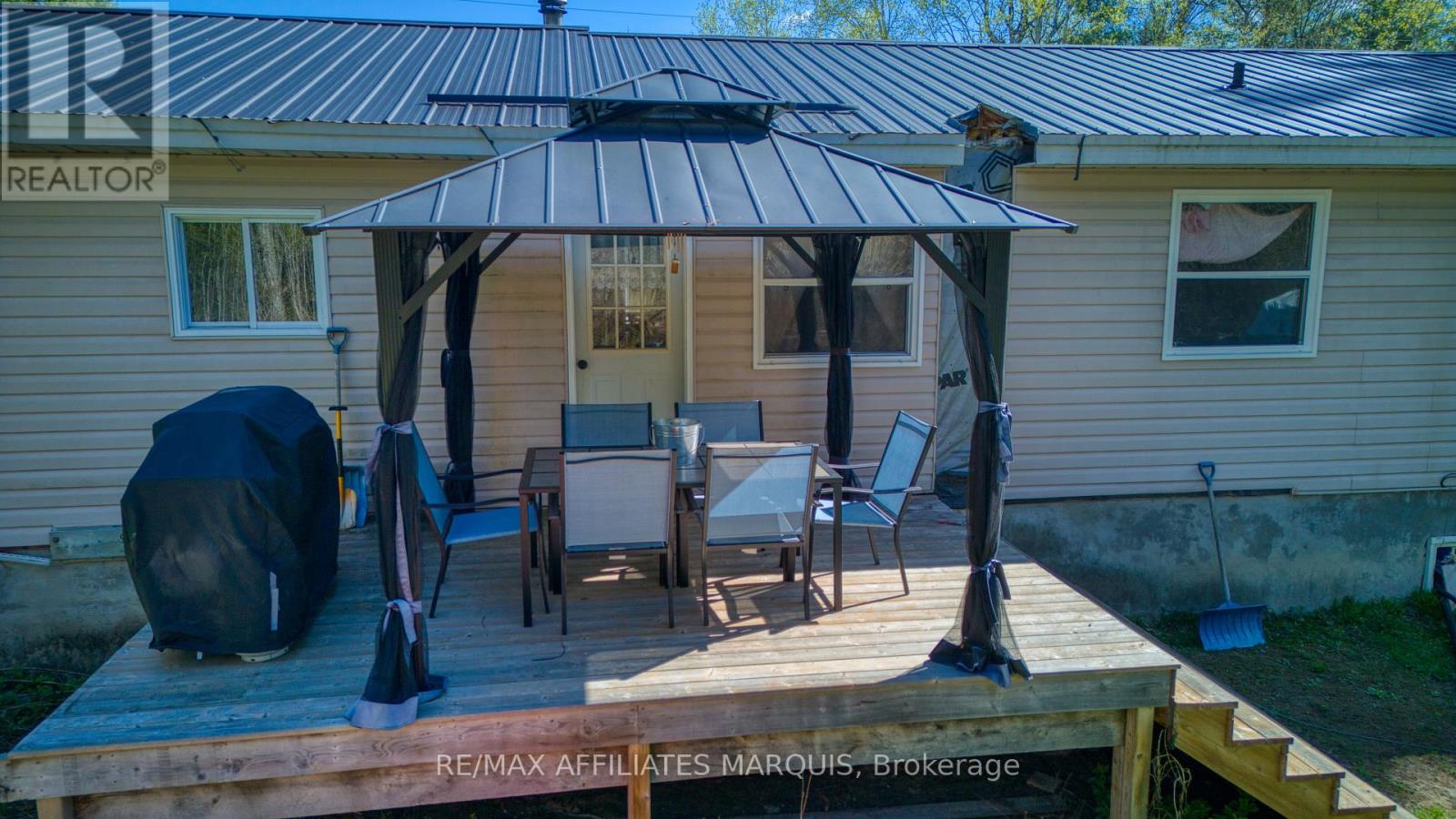 641 HARPER ROAD - 24