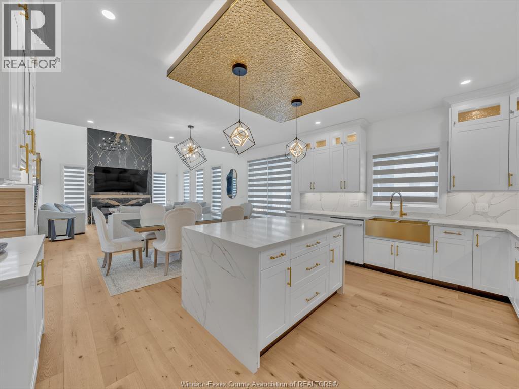 3684 SUTTON AVENUE - 17