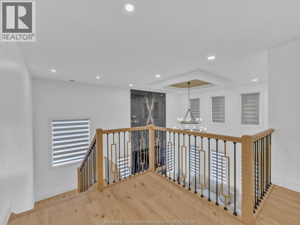 3684 SUTTON AVENUE - 21