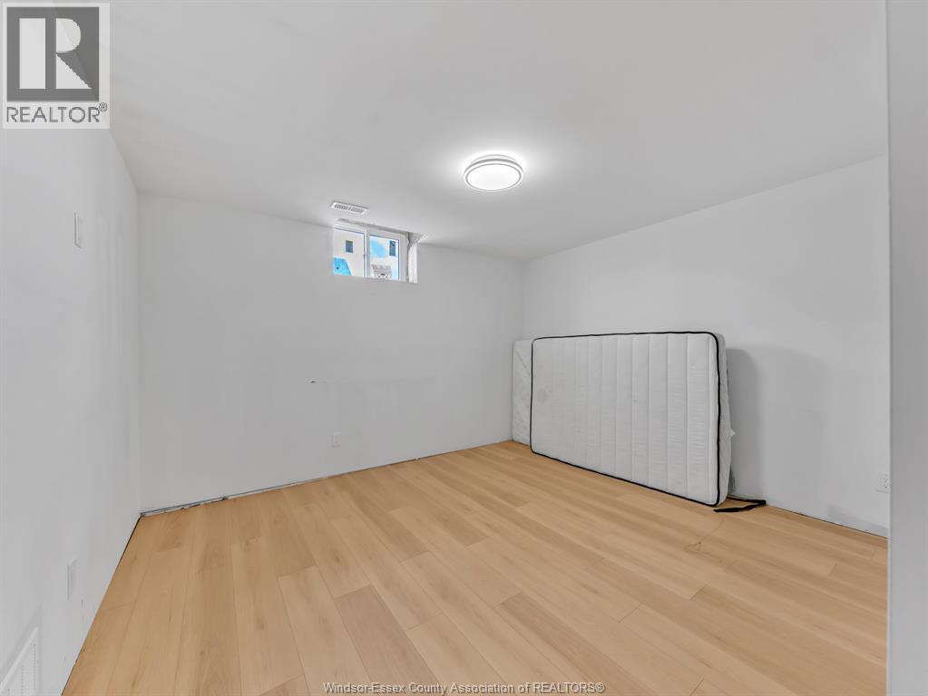 3684 SUTTON AVENUE - 39