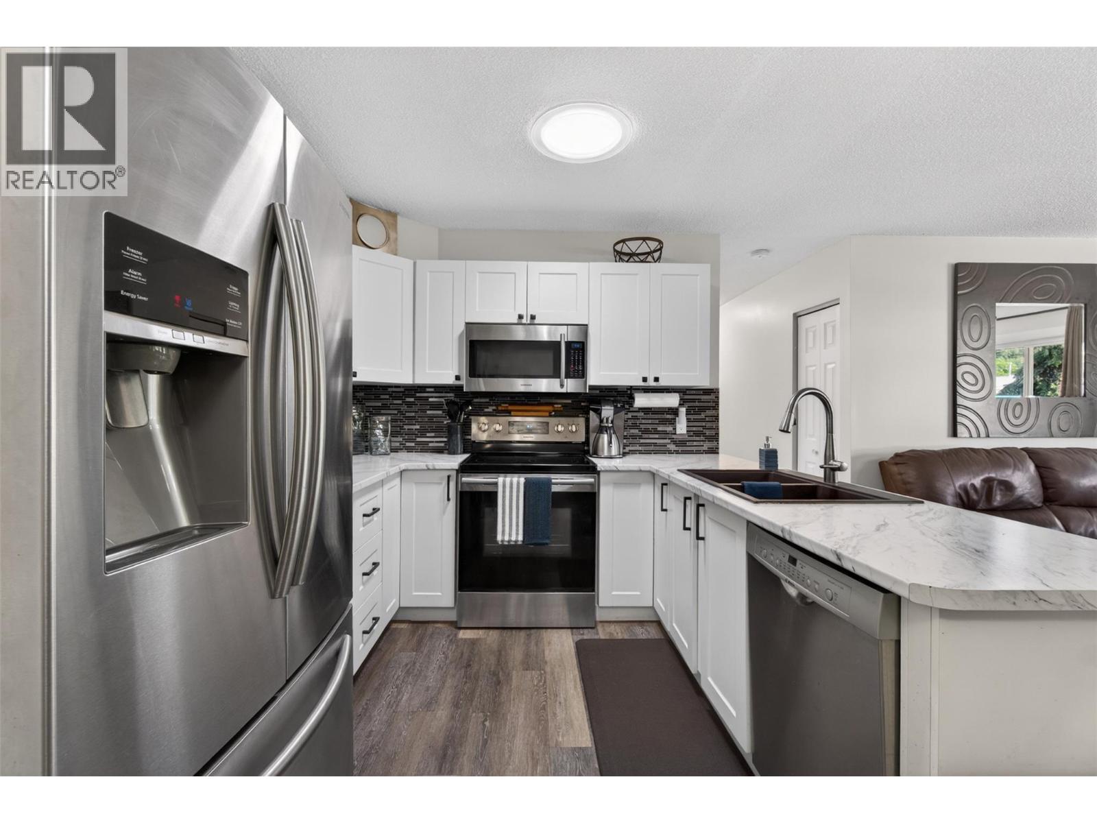  5421 71 Avenue Northeast, Salmon Arm