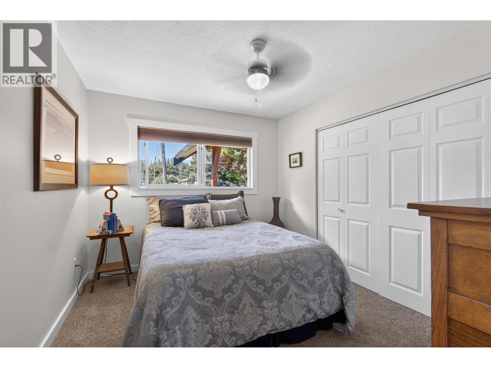  5421 71 Avenue Northeast, Salmon Arm