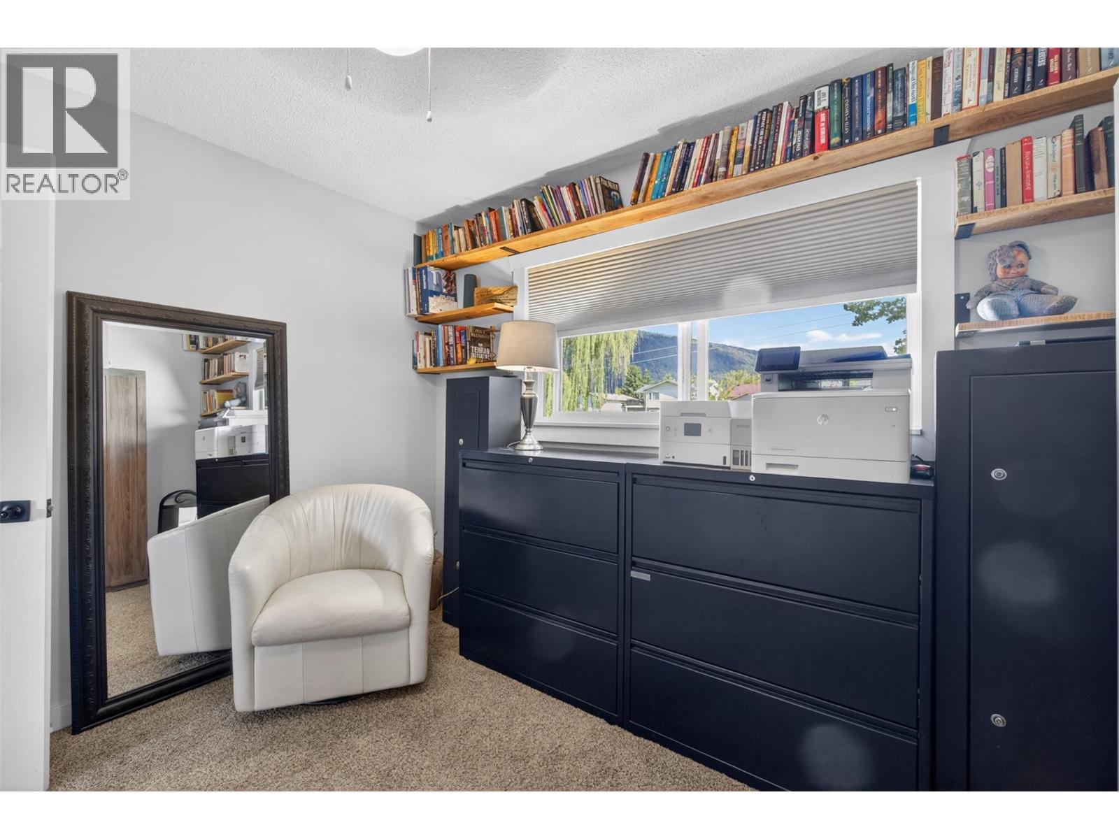 5421 71 Avenue NE - 19