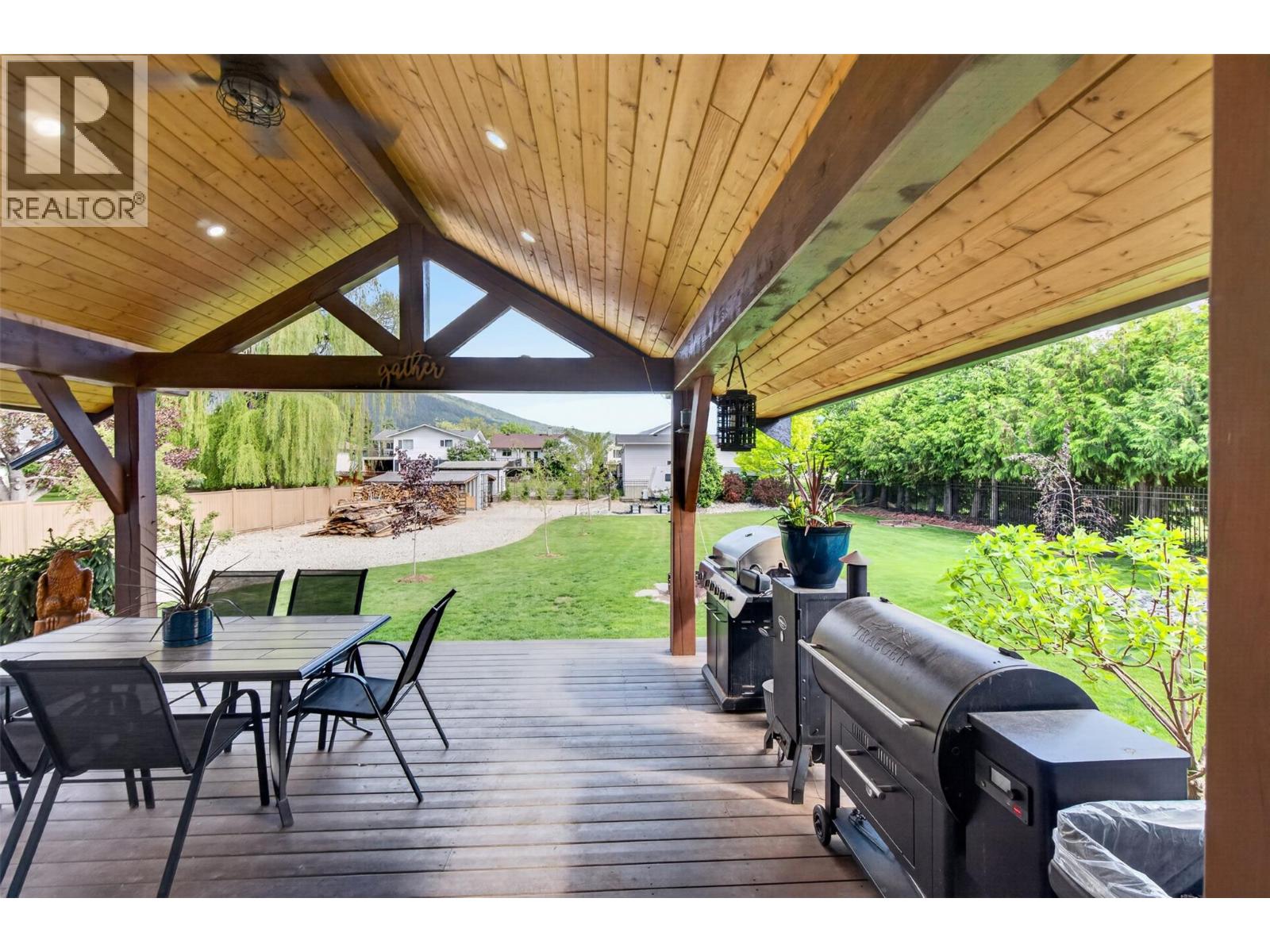  5421 71 Avenue Northeast, Salmon Arm