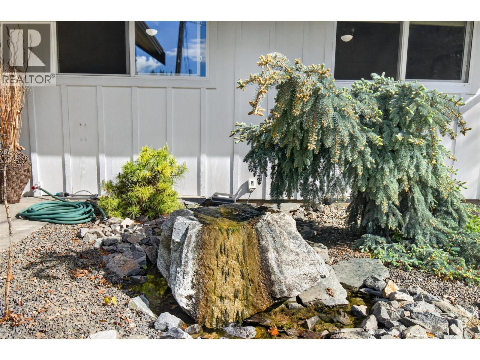  5421 71 Avenue Northeast, Salmon Arm