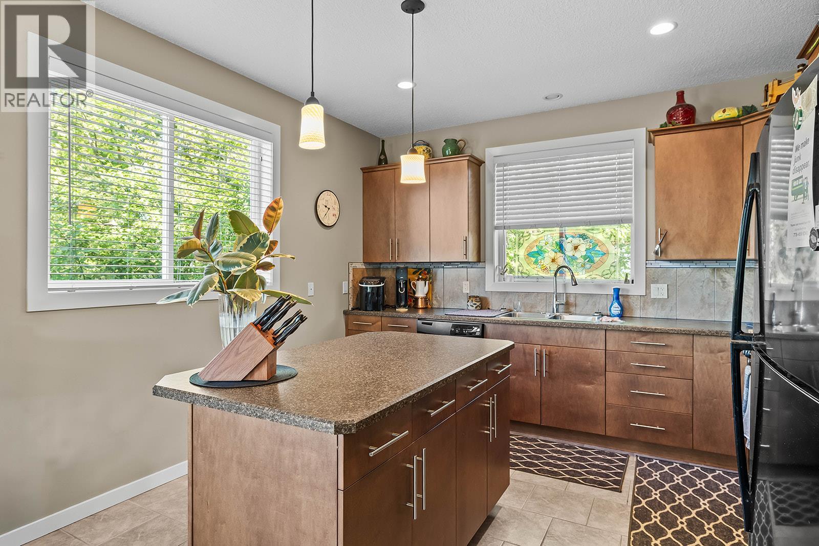 4002 25 Street, Vernon