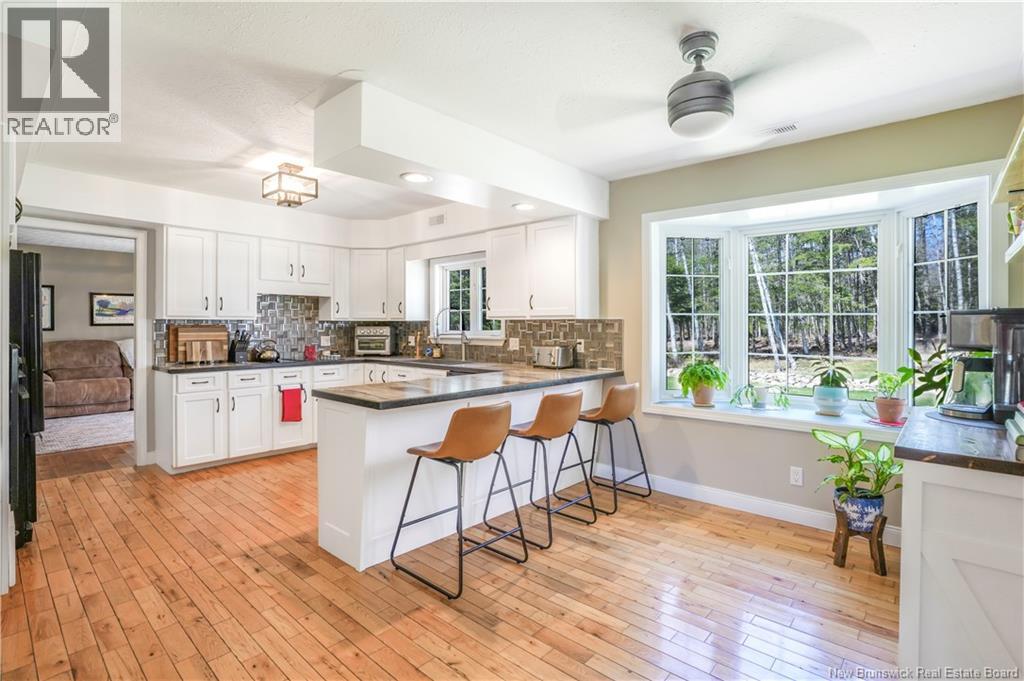 9 Katie Avenue - 8