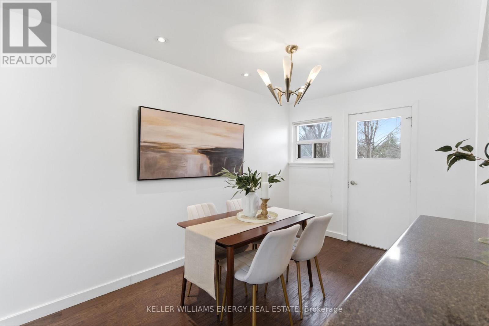 20 RAVENVIEW DRIVE - 17