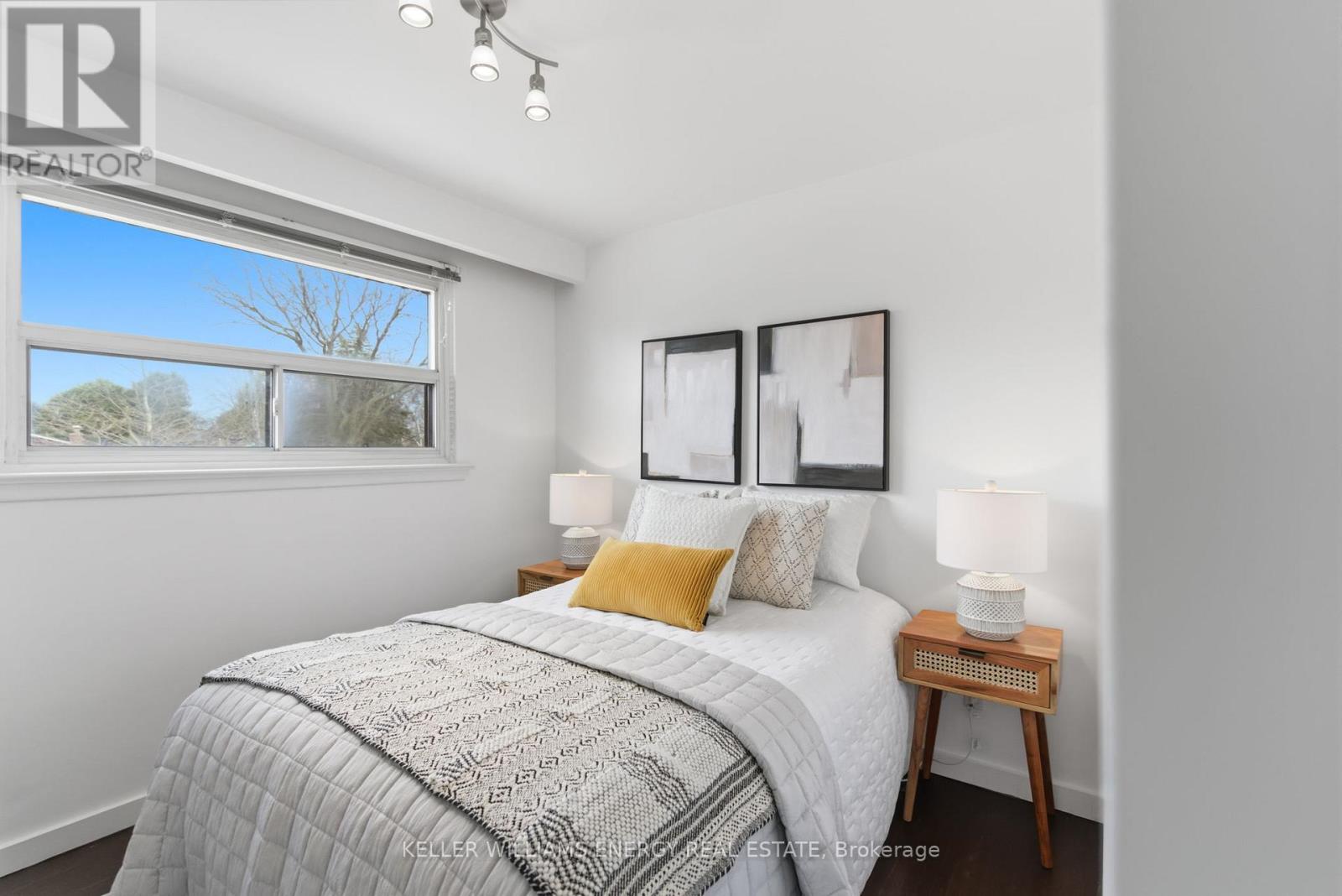 20 RAVENVIEW DRIVE - 26