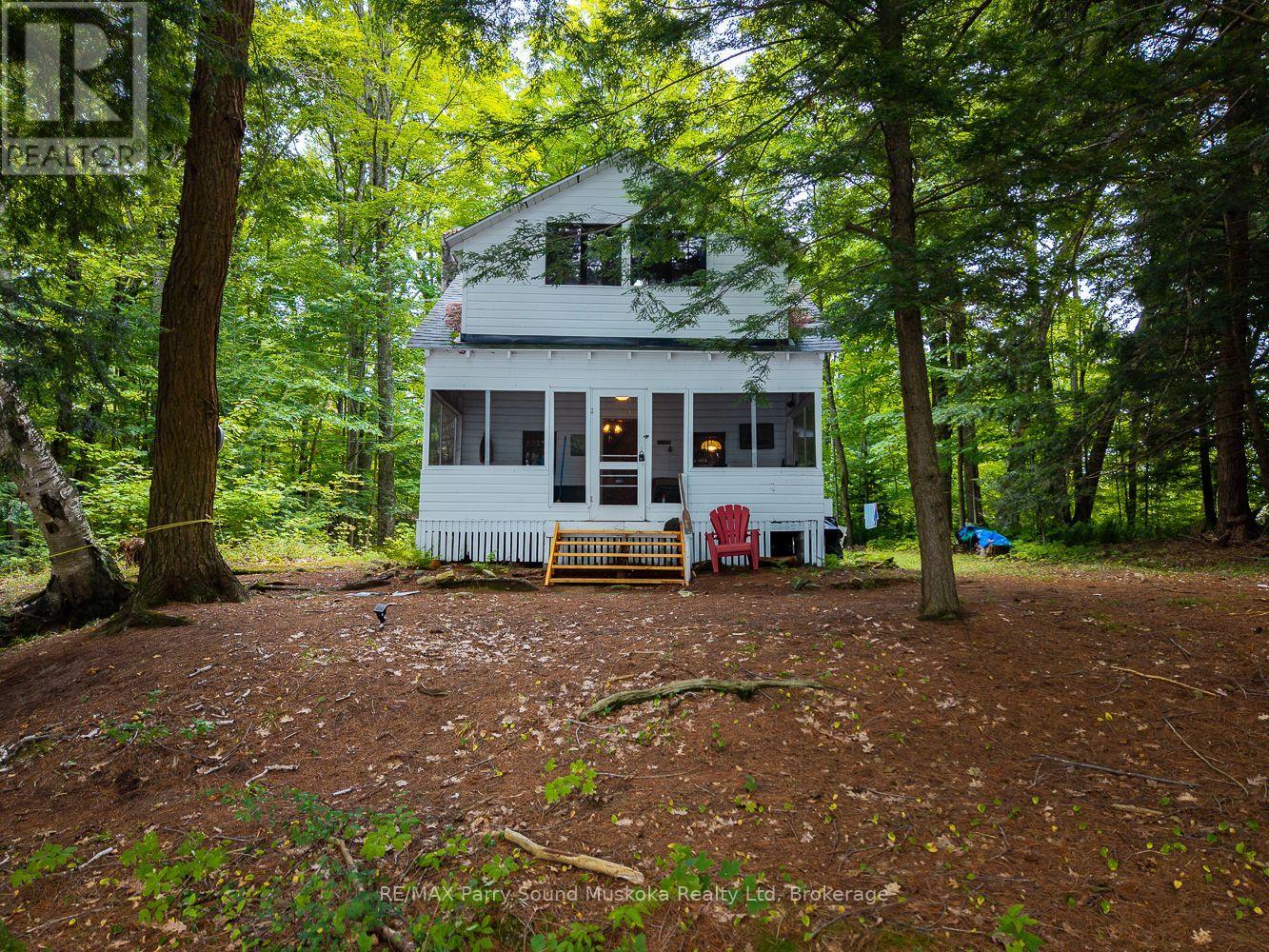 897 172 WA HORSESHOE LAKE - 6