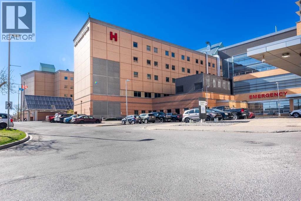 #34 3029 Rundleson Road NE - 38