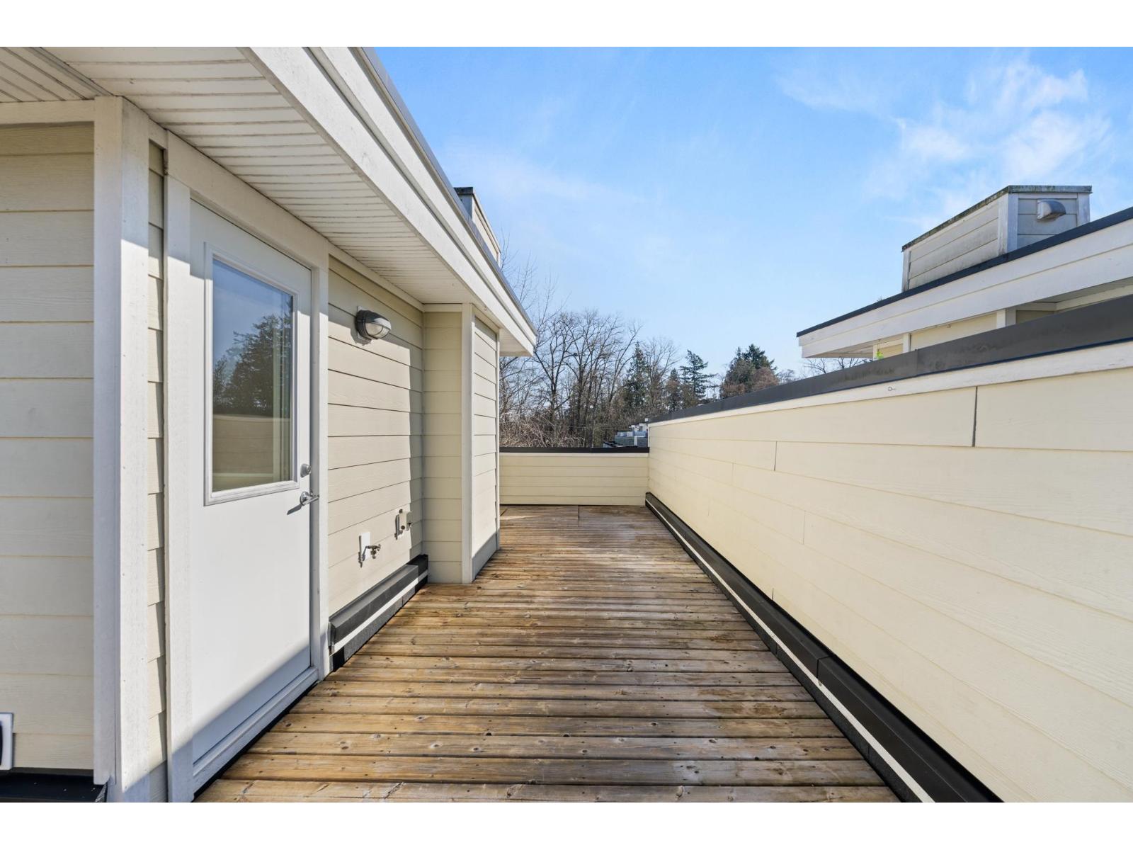 3 Bed, 3 Bath Townhouse for Sale in Surrey – 2 15588 32 AVENUE, Surrey – MLS# R3122592 - Image 16