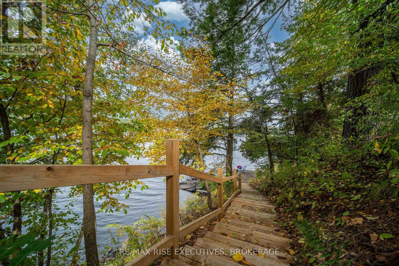 1017 WOODS LANE - 35