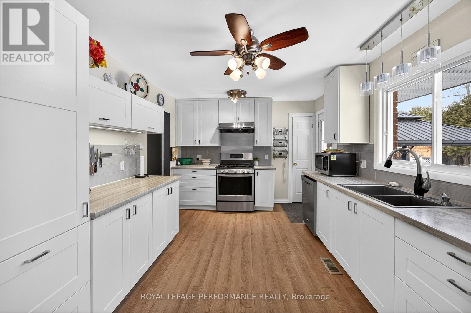 3864 CARP ROAD - 17