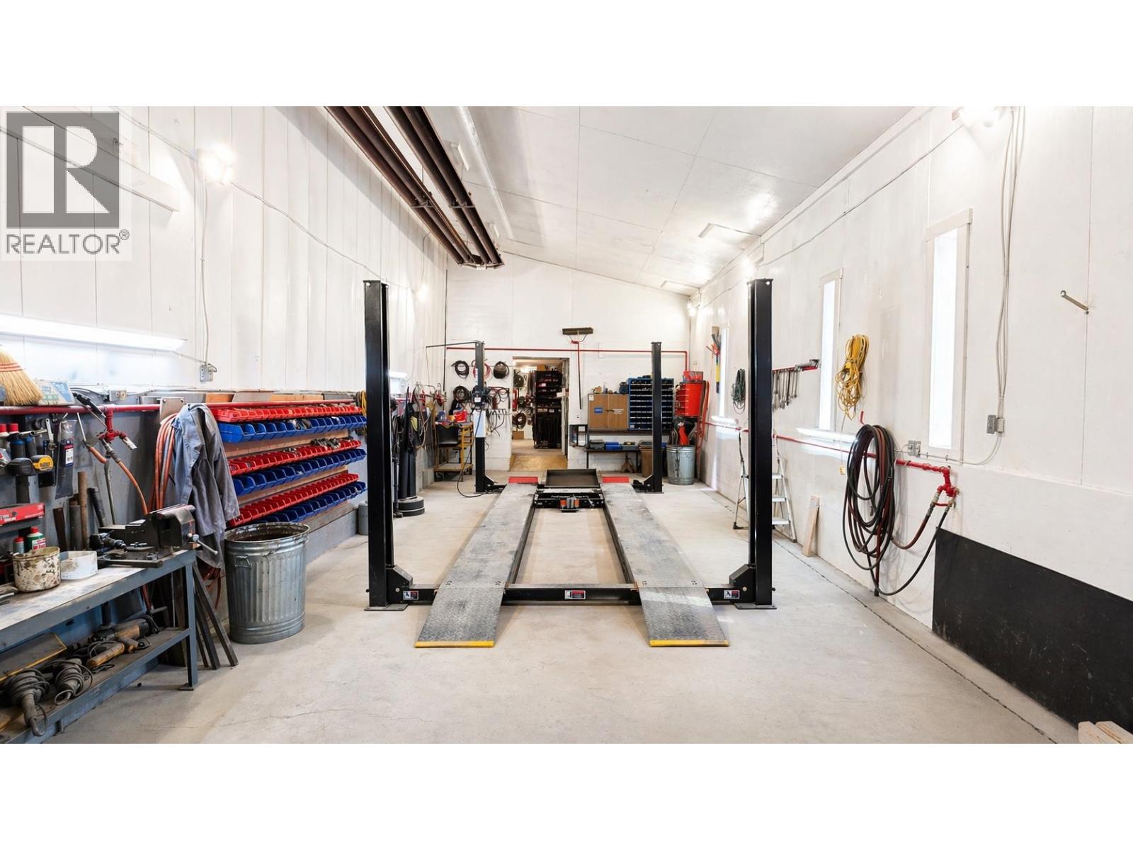 3260 GUN RANGE ROAD, Houston