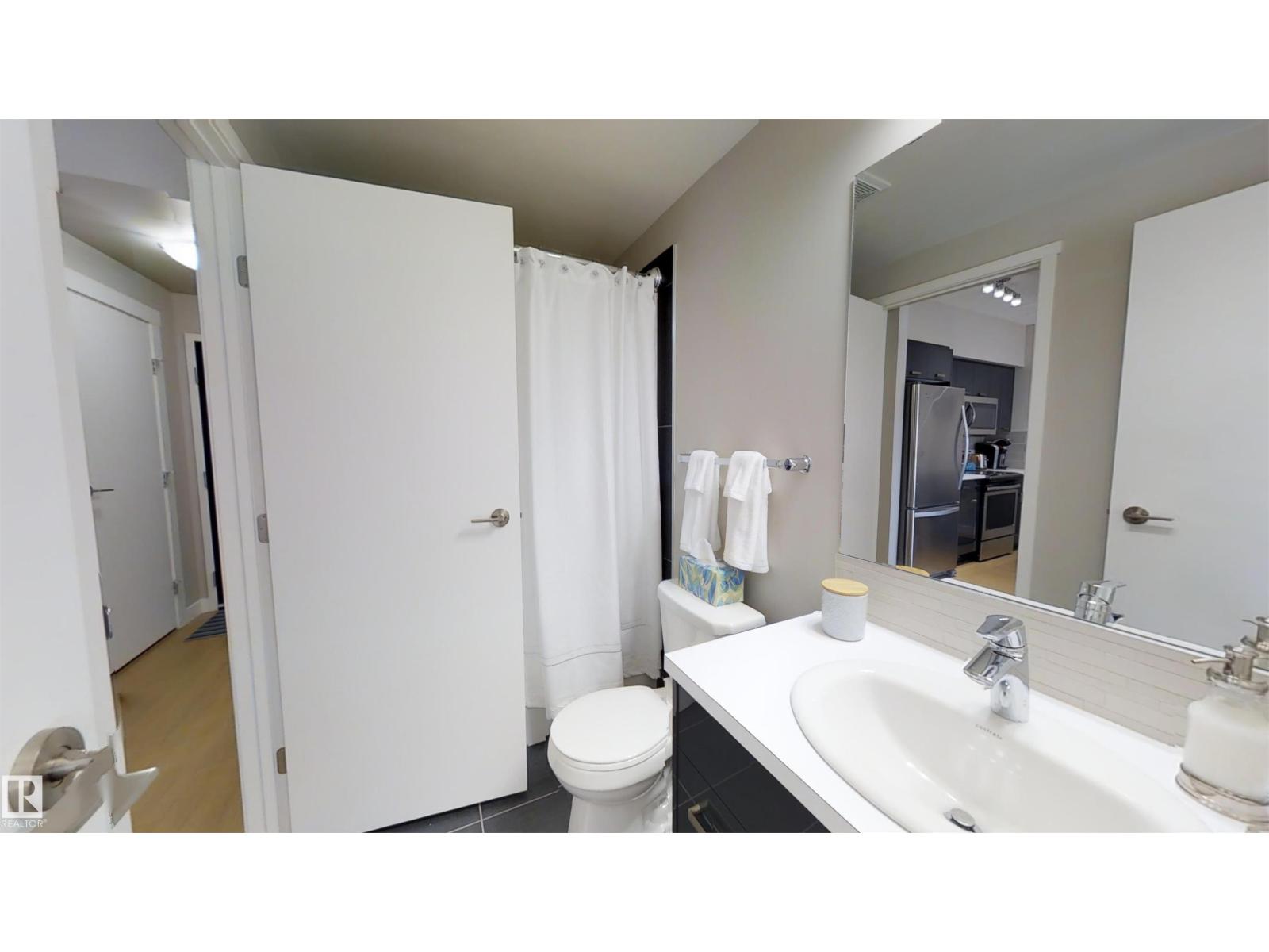 #1603 10410 102 AV NW - 11
