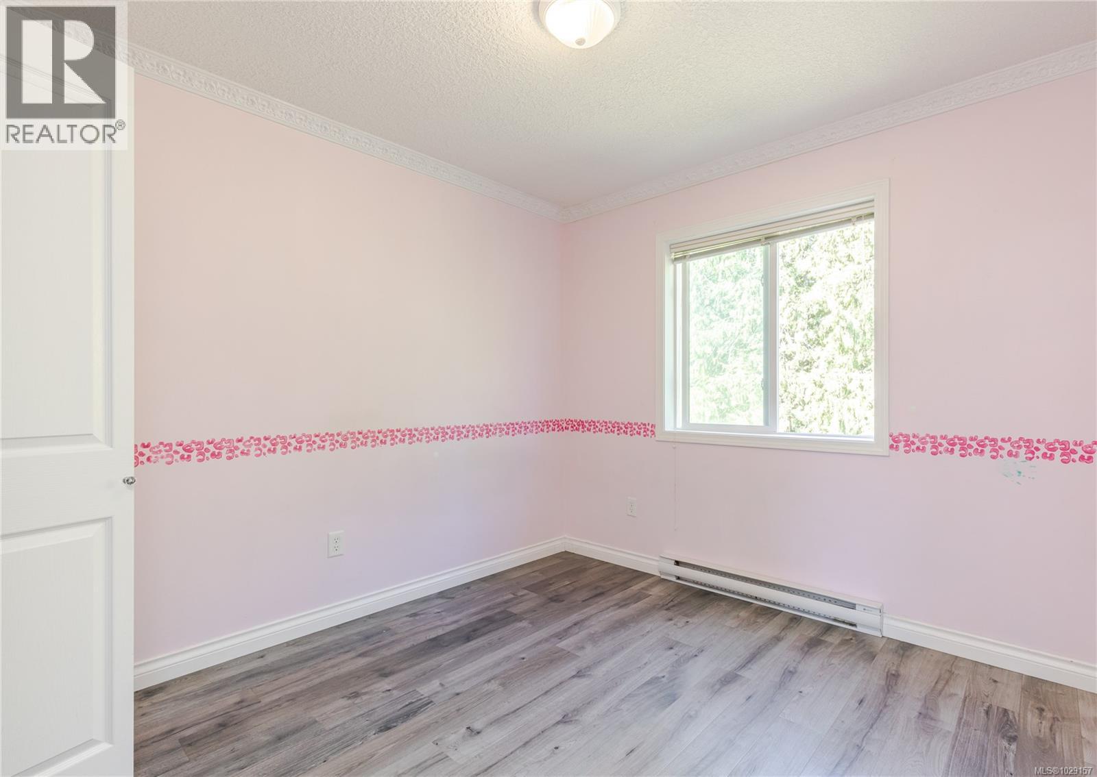 293 Applegreen Ave - 16