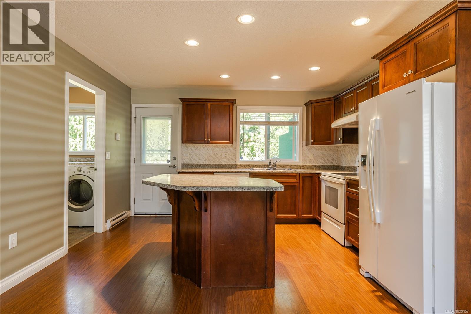 293 Applegreen Ave - 21