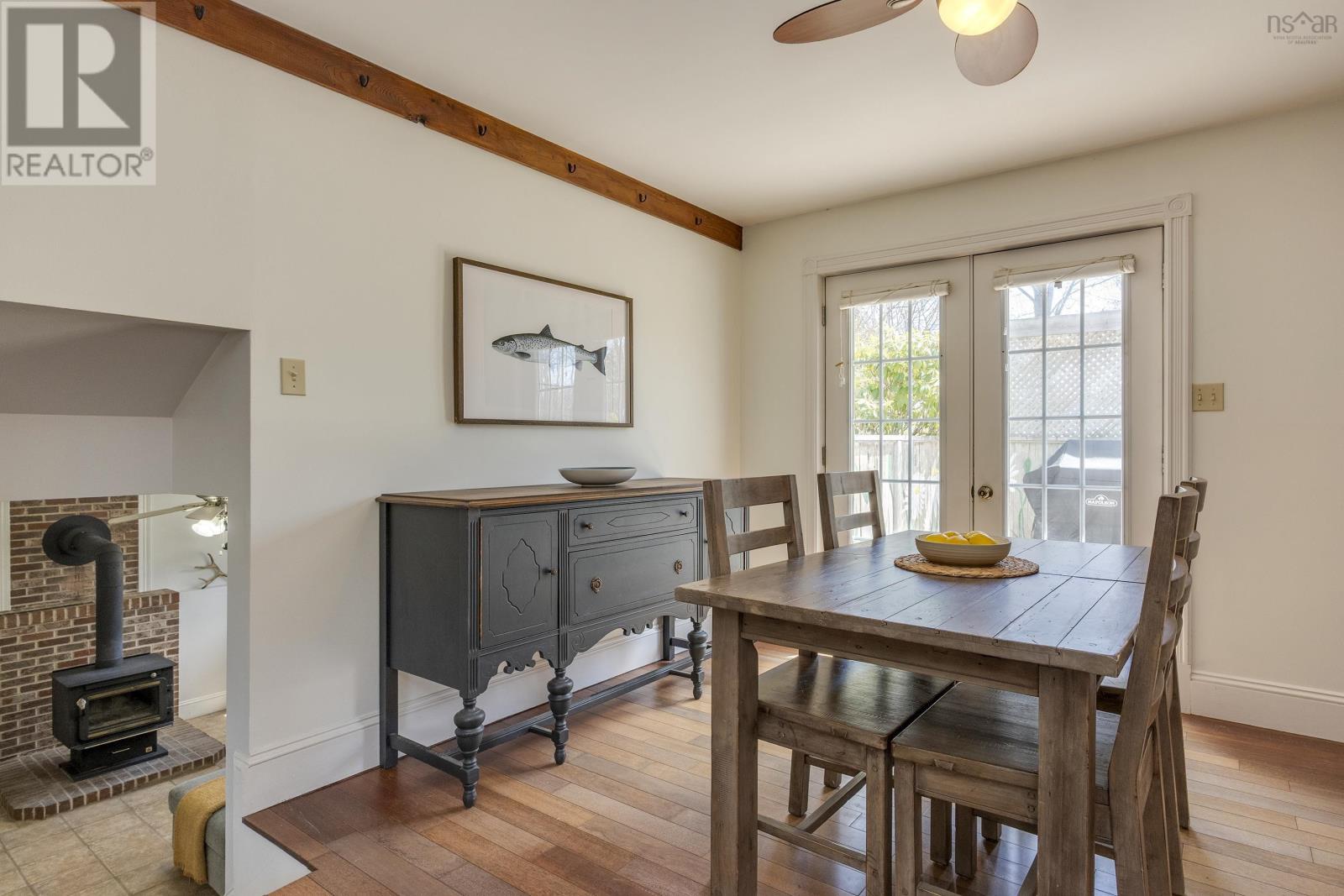 Property 22 of 48 of 3164 Cornwallis Crescent