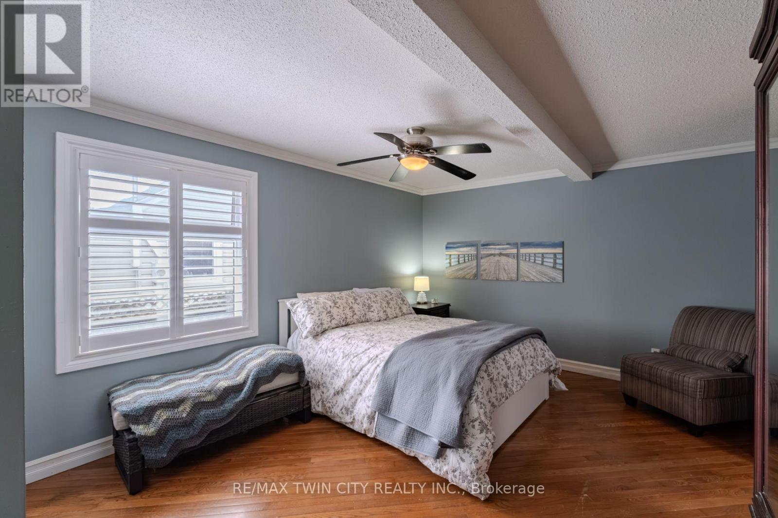 36 CRANDELL AVENUE - 19