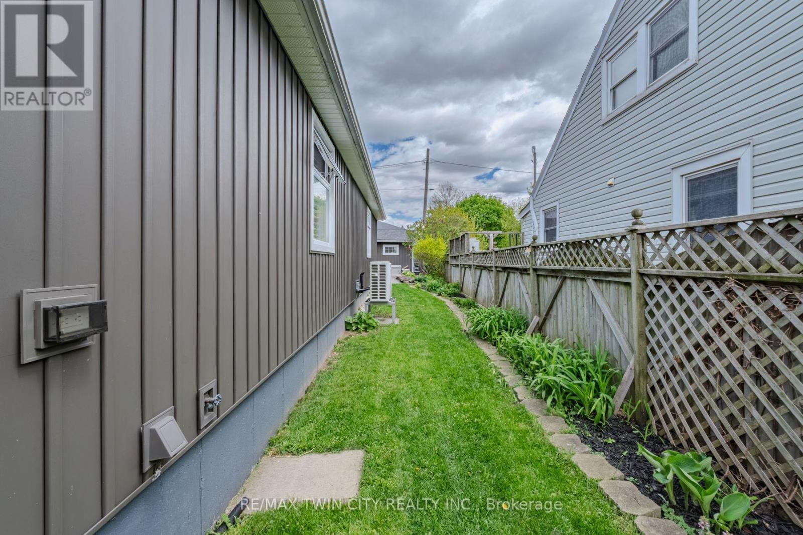 36 CRANDELL AVENUE - 37
