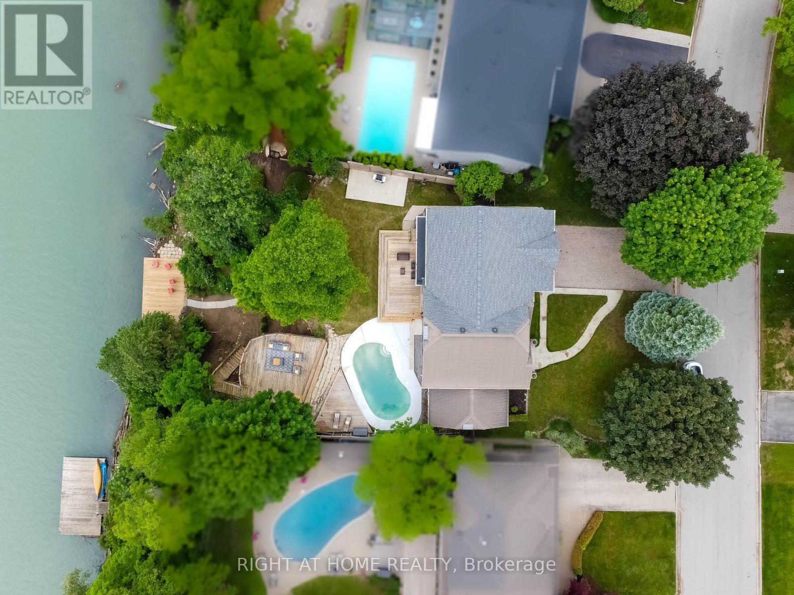 44 ROYAL HENLEY BOULEVARD - 50