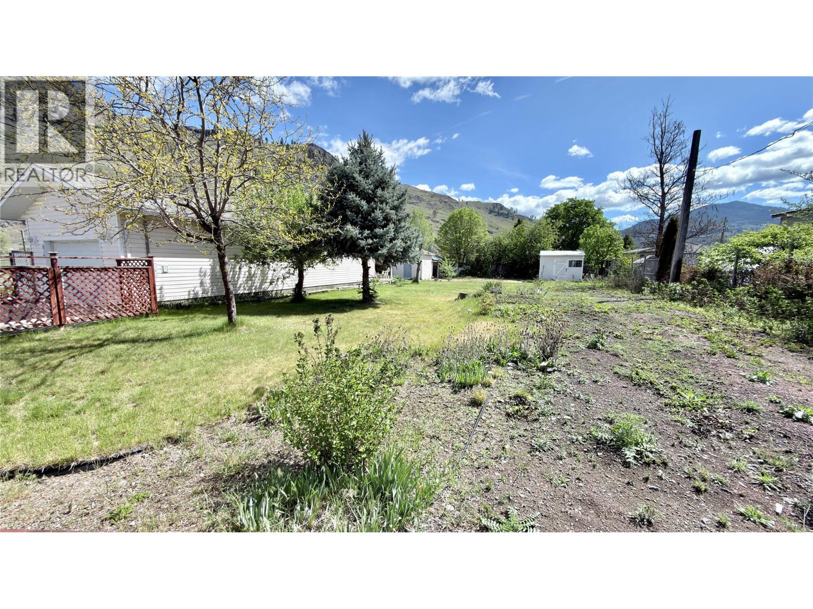 816 Division Street, Midway