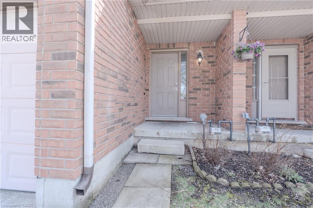 #2 171 HIGHBURY Drive - 3