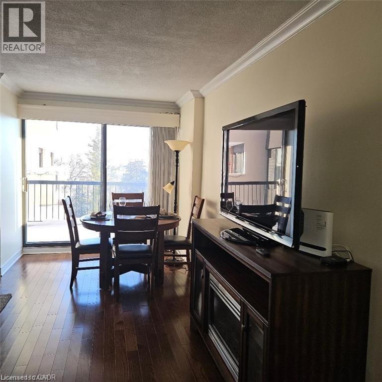 #609 260 SHELDON Avenue - 6
