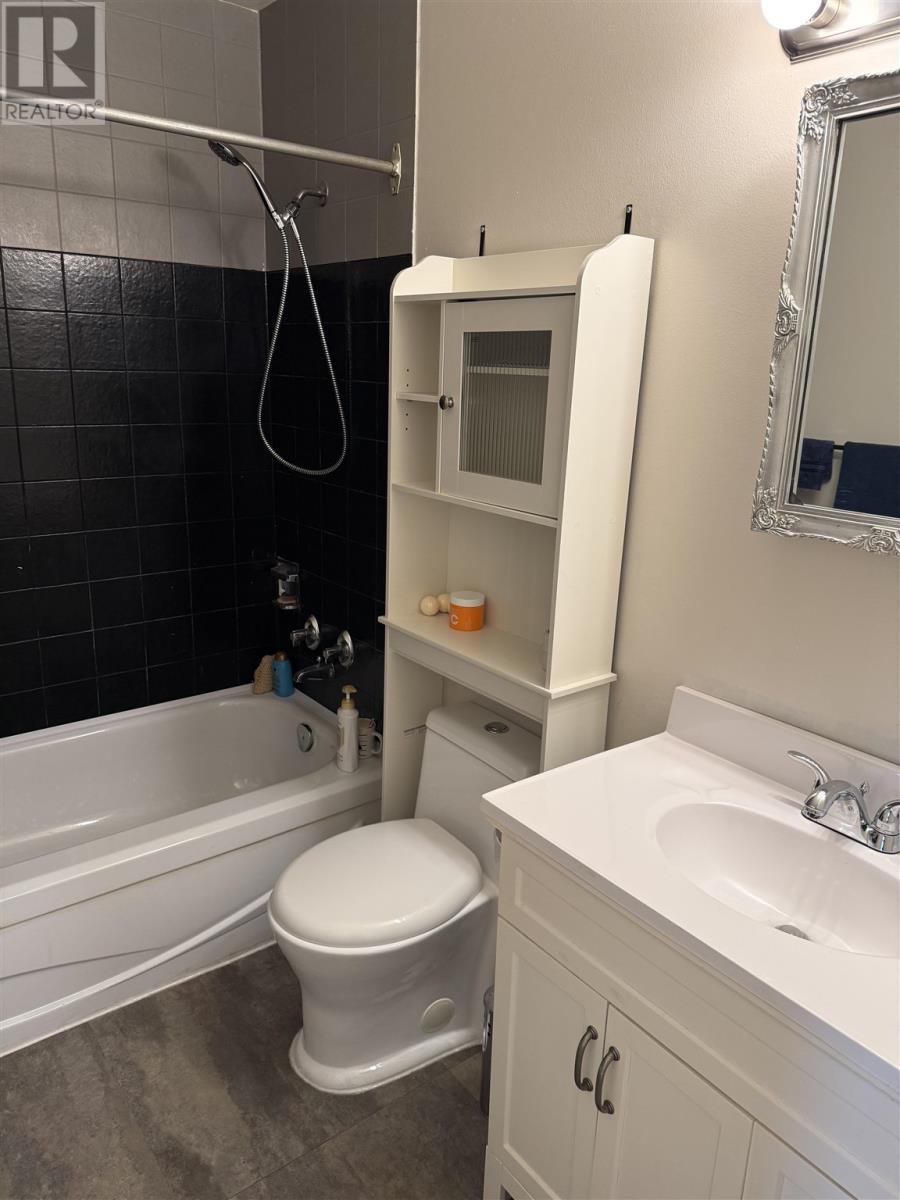 31 Forest PL, Elliot Lake, Ontario, P5A3C5 — Photo 30