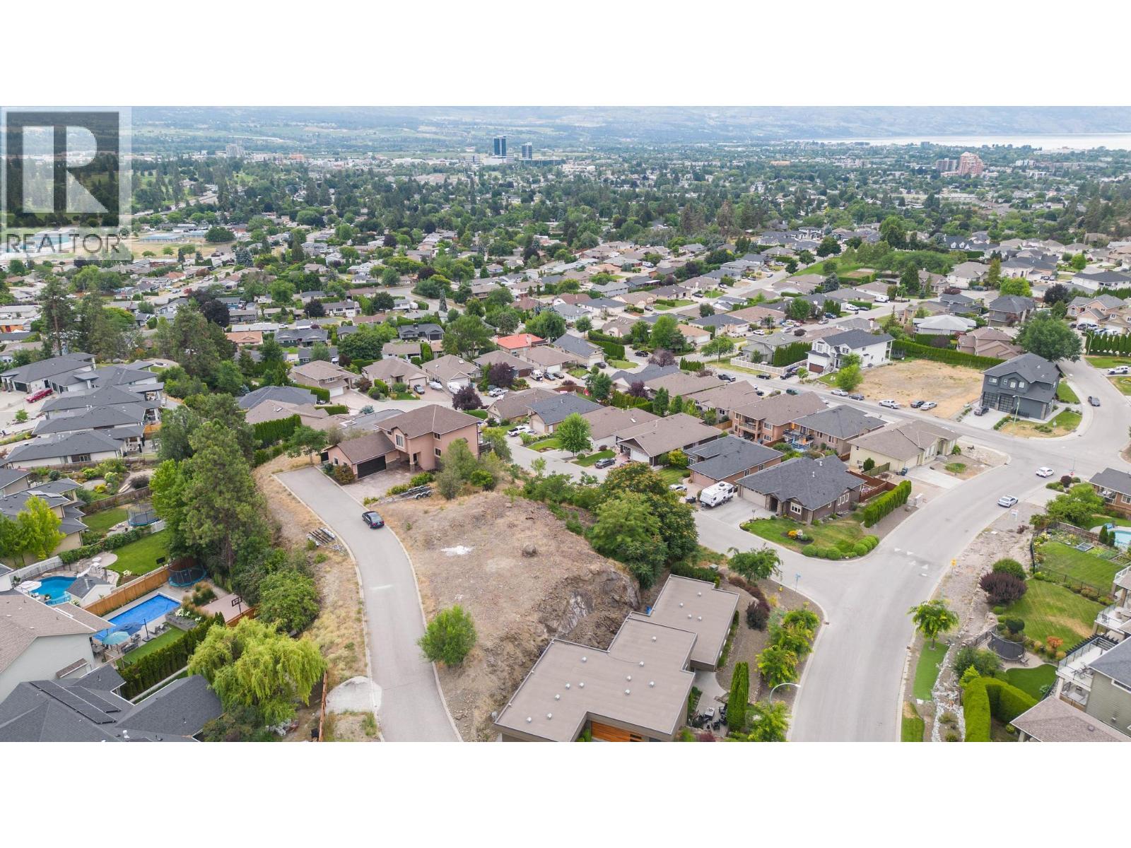 1703 Lindsay Drive, Kelowna