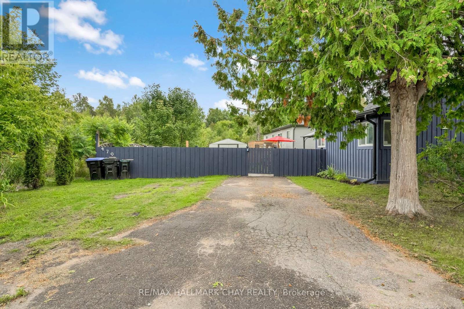 479 MARGARET STREET - 36
