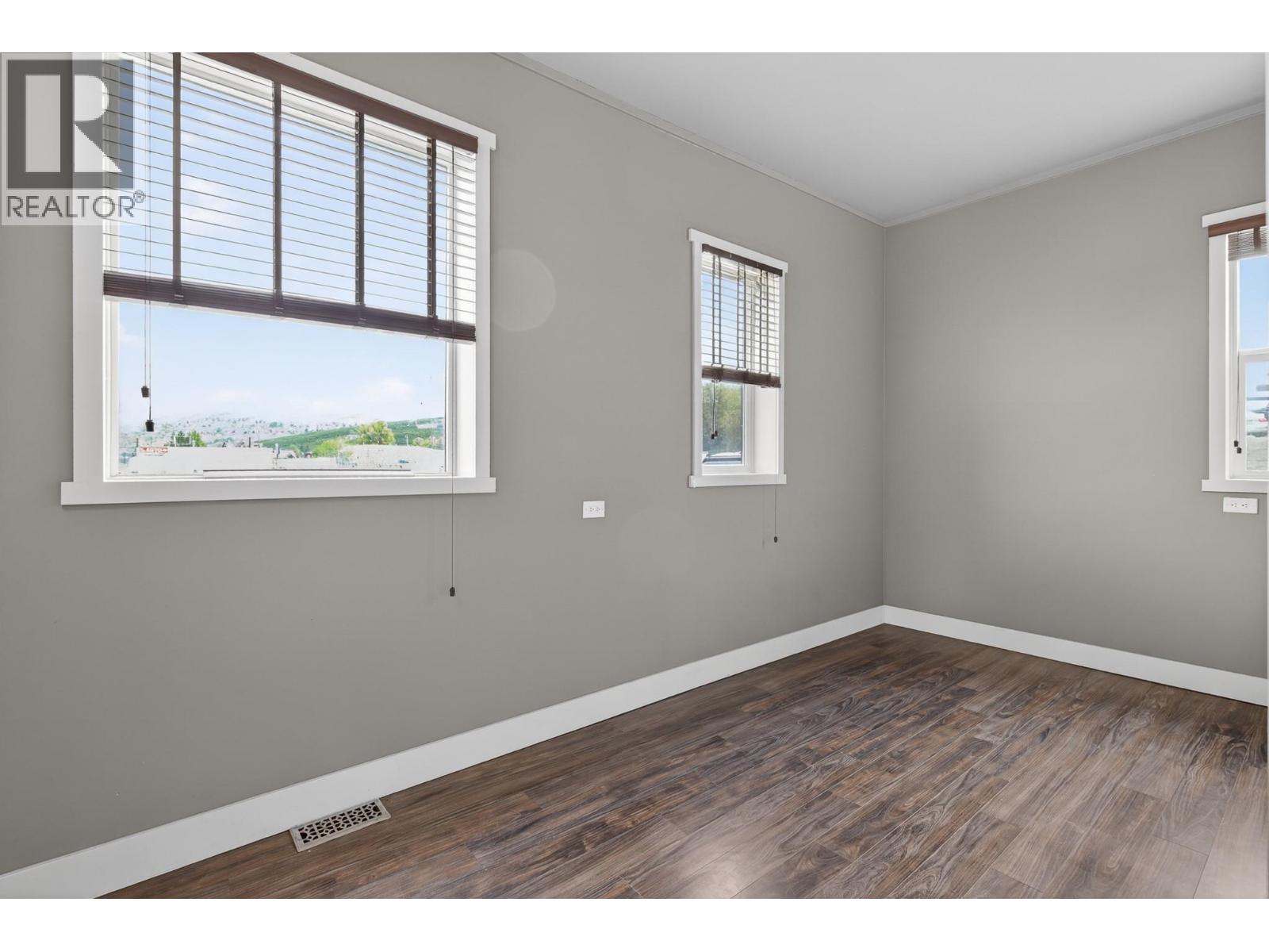  6245 97 Highway, Vernon