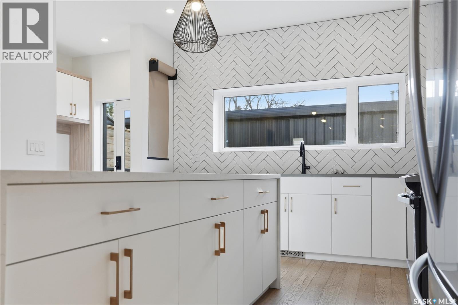 1603 Edward AVENUE - 22