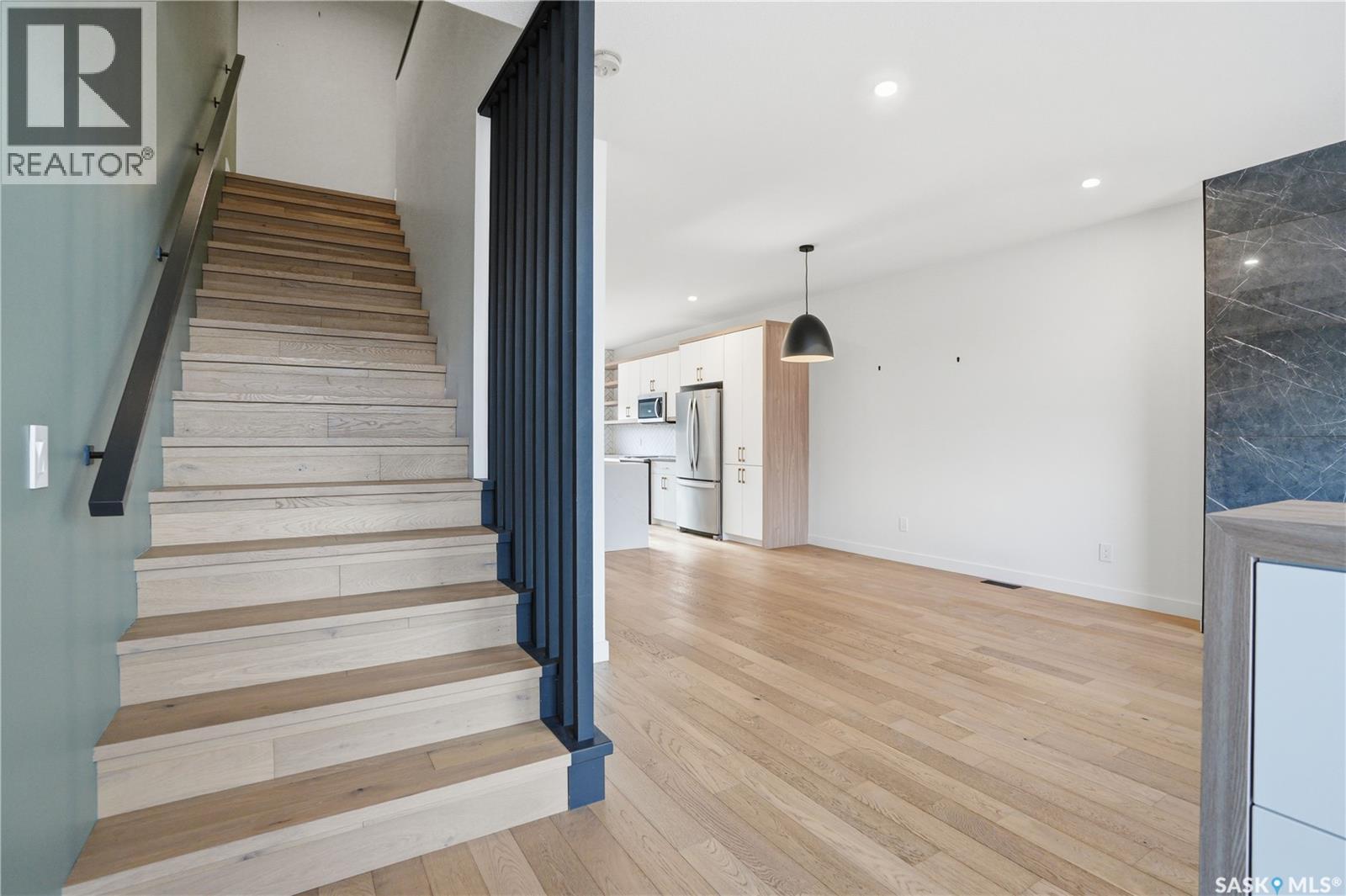 1603 Edward AVENUE - 24