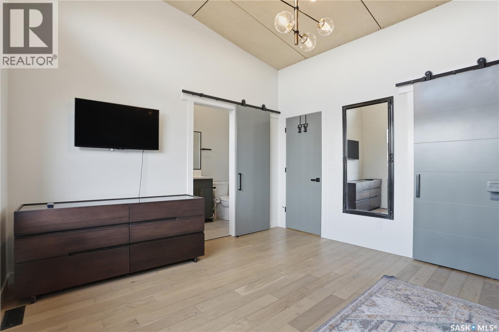 1603 Edward AVENUE - 29