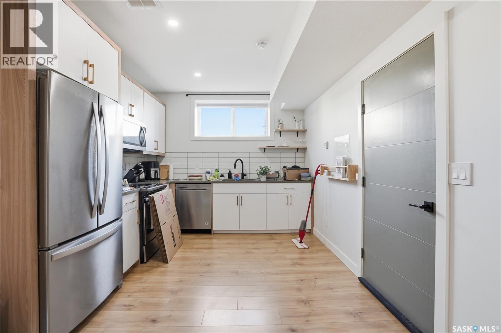 1603 Edward AVENUE - 43