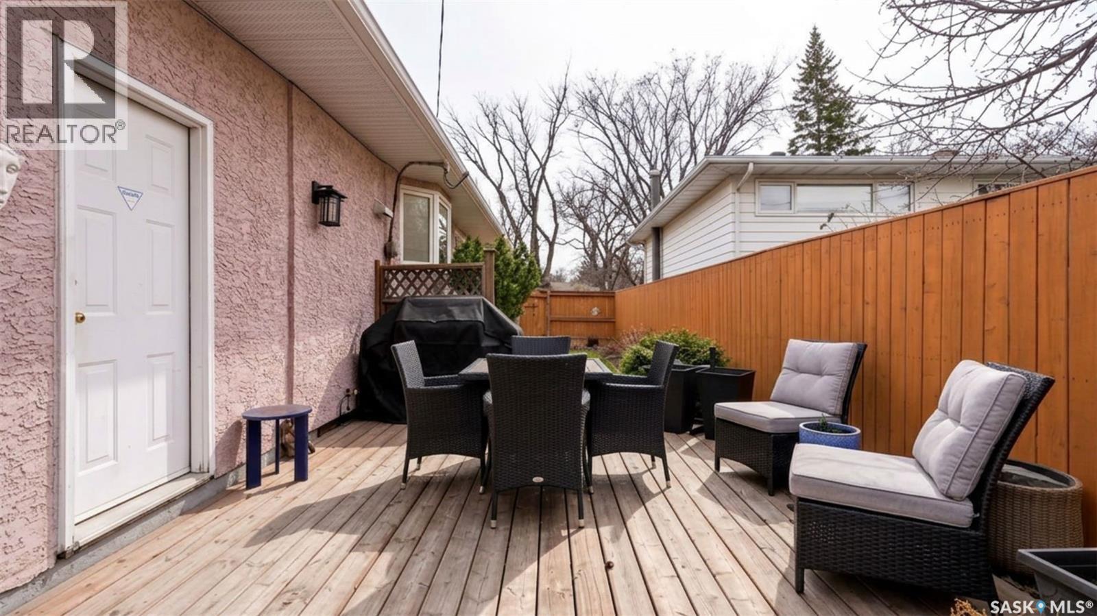 4220 Hillsdale STREET - 34