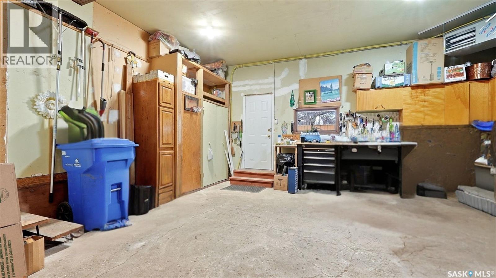 4220 Hillsdale STREET - 39