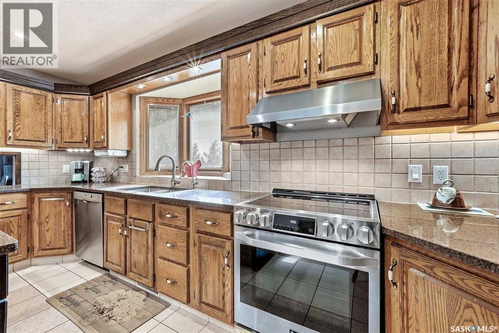 4220 Hillsdale STREET - 8