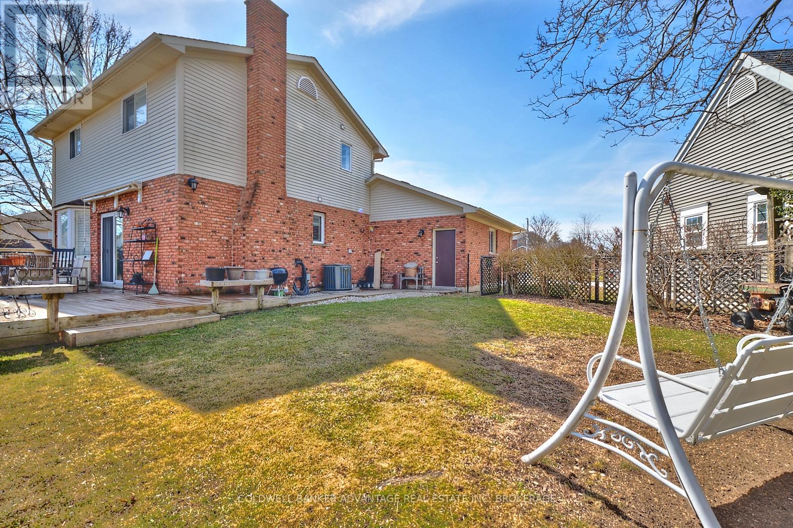 28 DIXON CRESCENT - 21