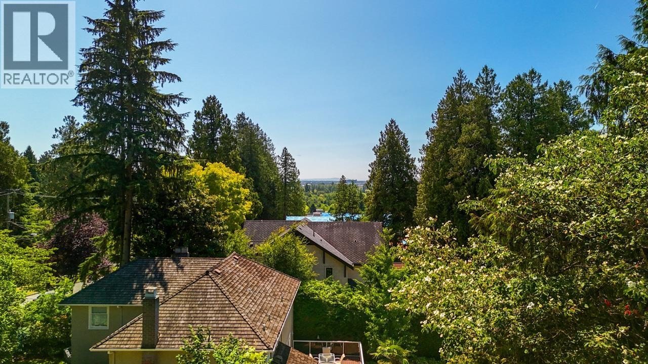 3060 W 45TH AVENUE, Vancouver