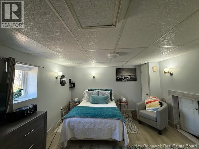10 Sivret Street - 13