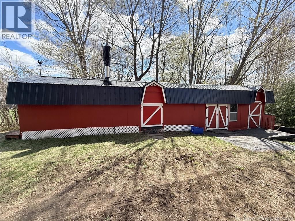 131 St John Street - 13