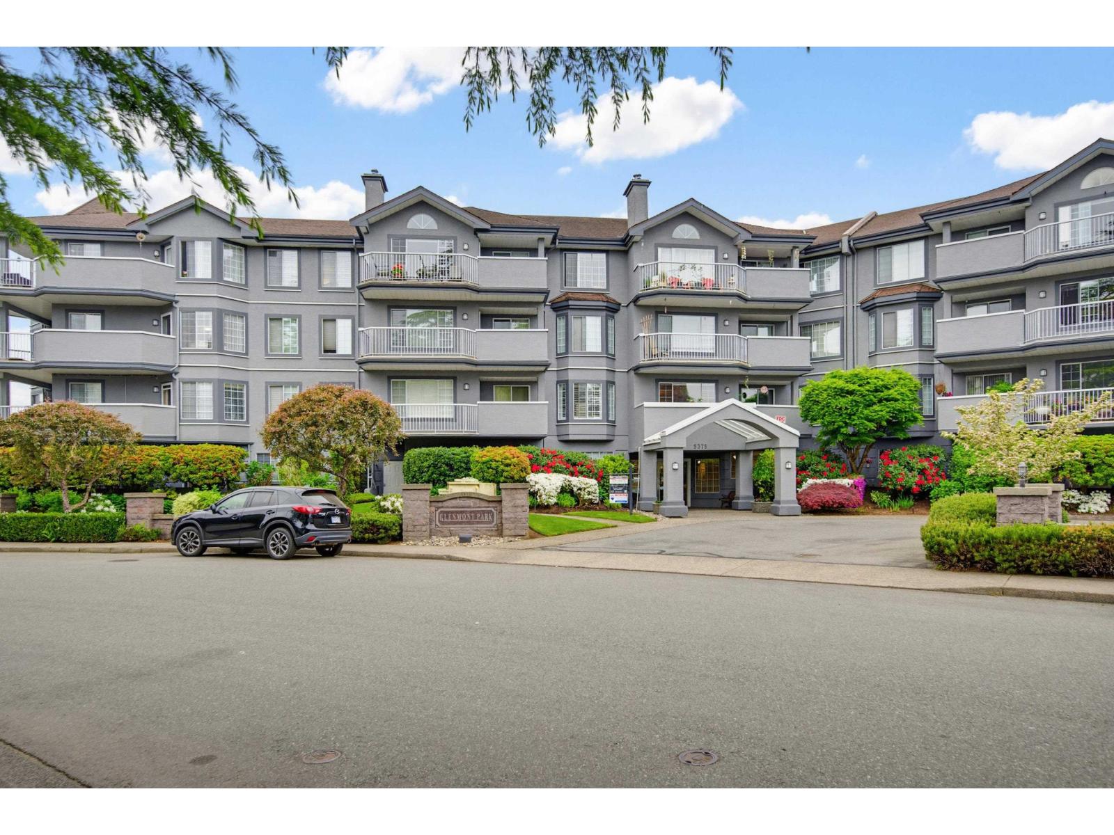 302 5375 205 Street - photo 2