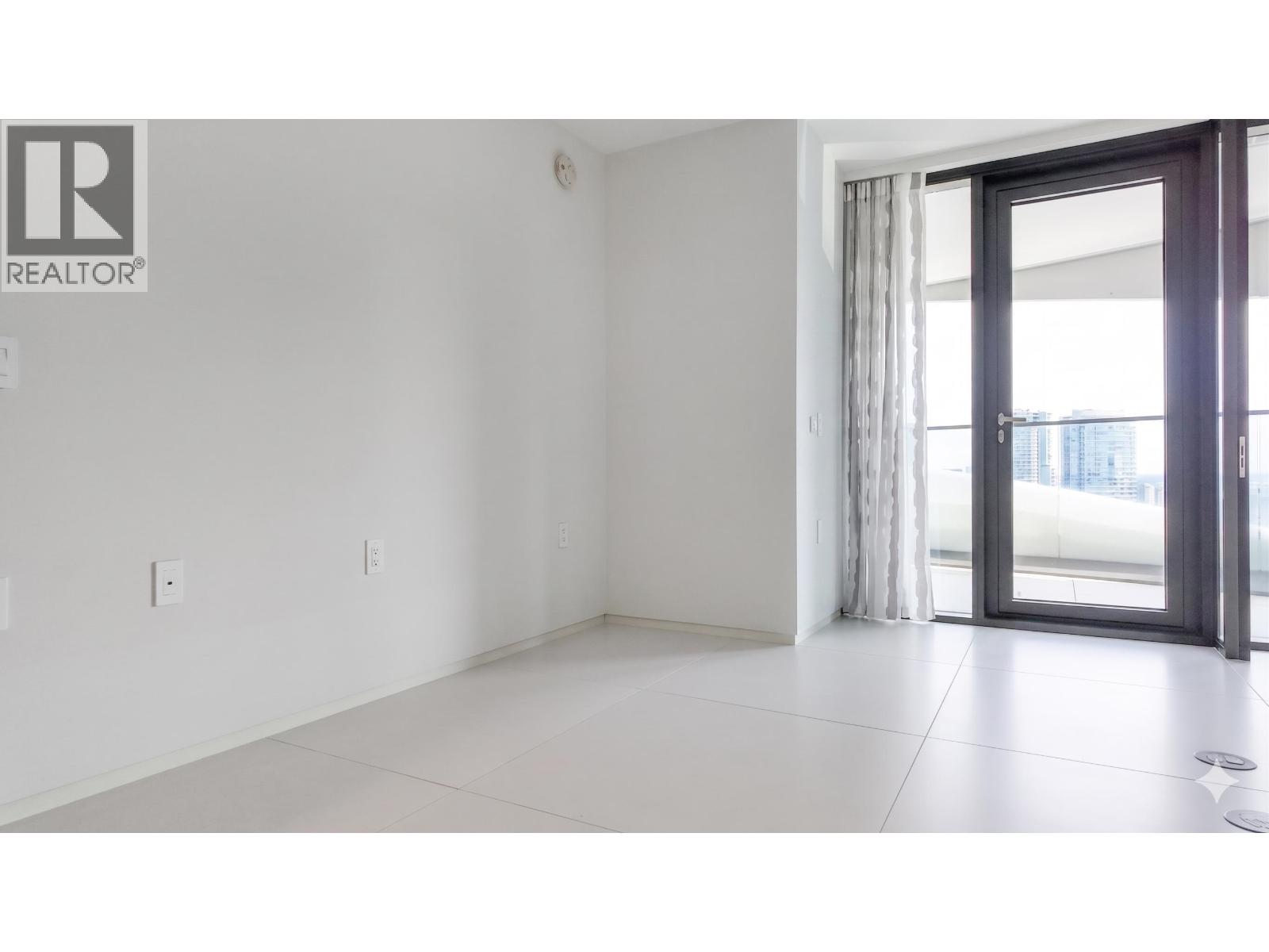 2601 1033 NELSON STREET — photo 2