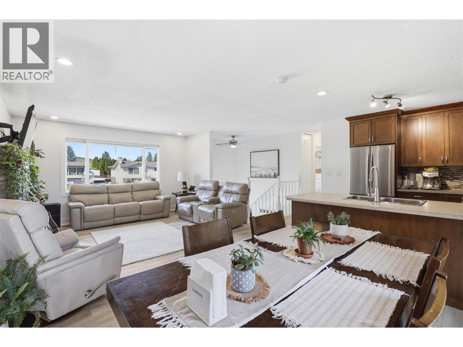 675 sicamore Drive - 11
