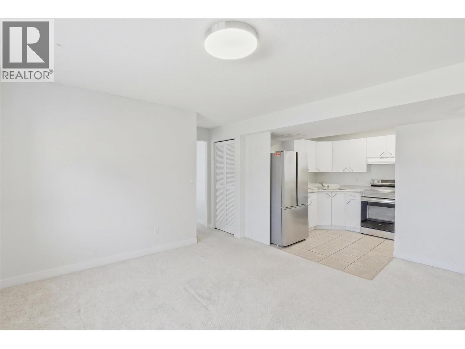 675 sicamore Drive - 51